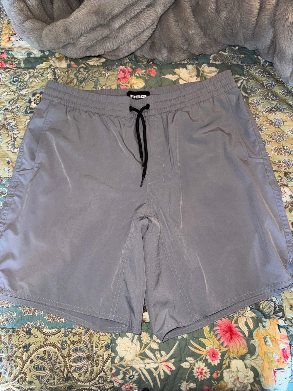 RSQ Men's Gray Athletic Drawstring Shorts — Quick-Dry Performance